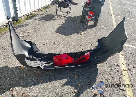 2018 Nissan Pathfinder Sl z USA, uszkodzony, nr VIN 5N1DR2MM8JC637049